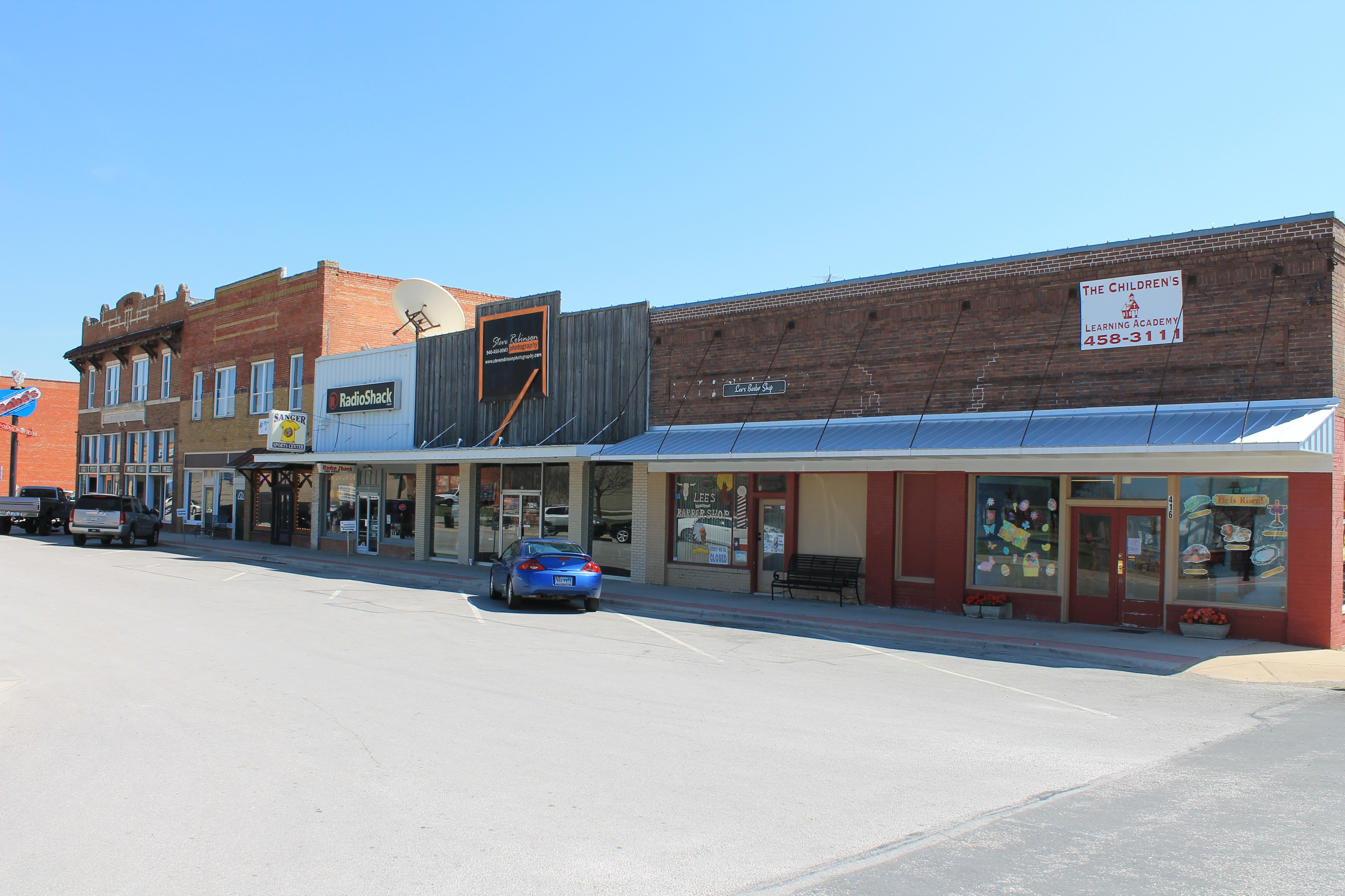 Artificial turf in Sanger, TX